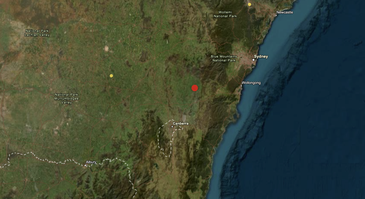 A map showing the earthquake's epicentre with a red dot
